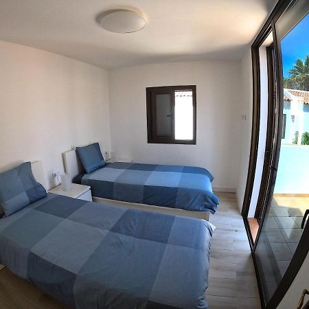 Parque Santiago I - 2 Bedroom - 1 Bathroom - Open Plan Living - Kitchen Area - Extra Large Balcony - First Floor Apartment Плая-де-лас-Америкас Экстерьер фото